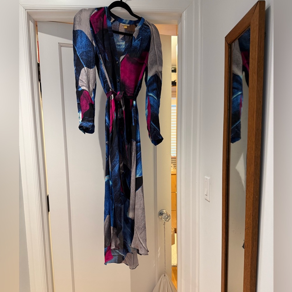 Leifsdottir Blue and Purple V-neck Gown with Bishop Sleeves